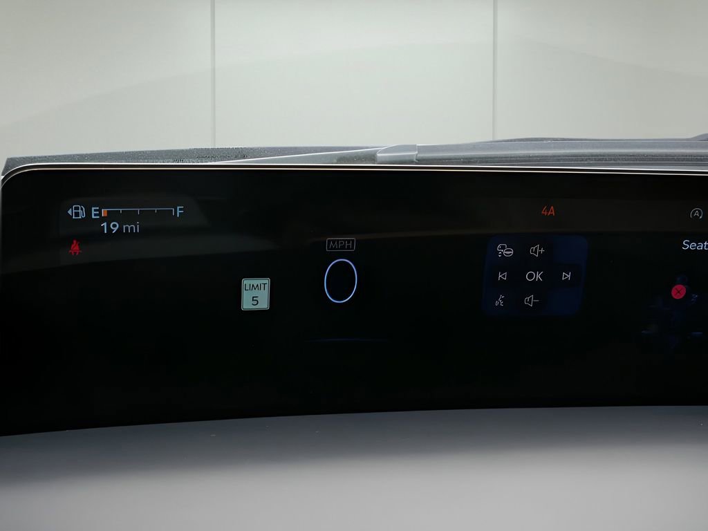 Used 2025 Lincoln Navigator Black Label image 22