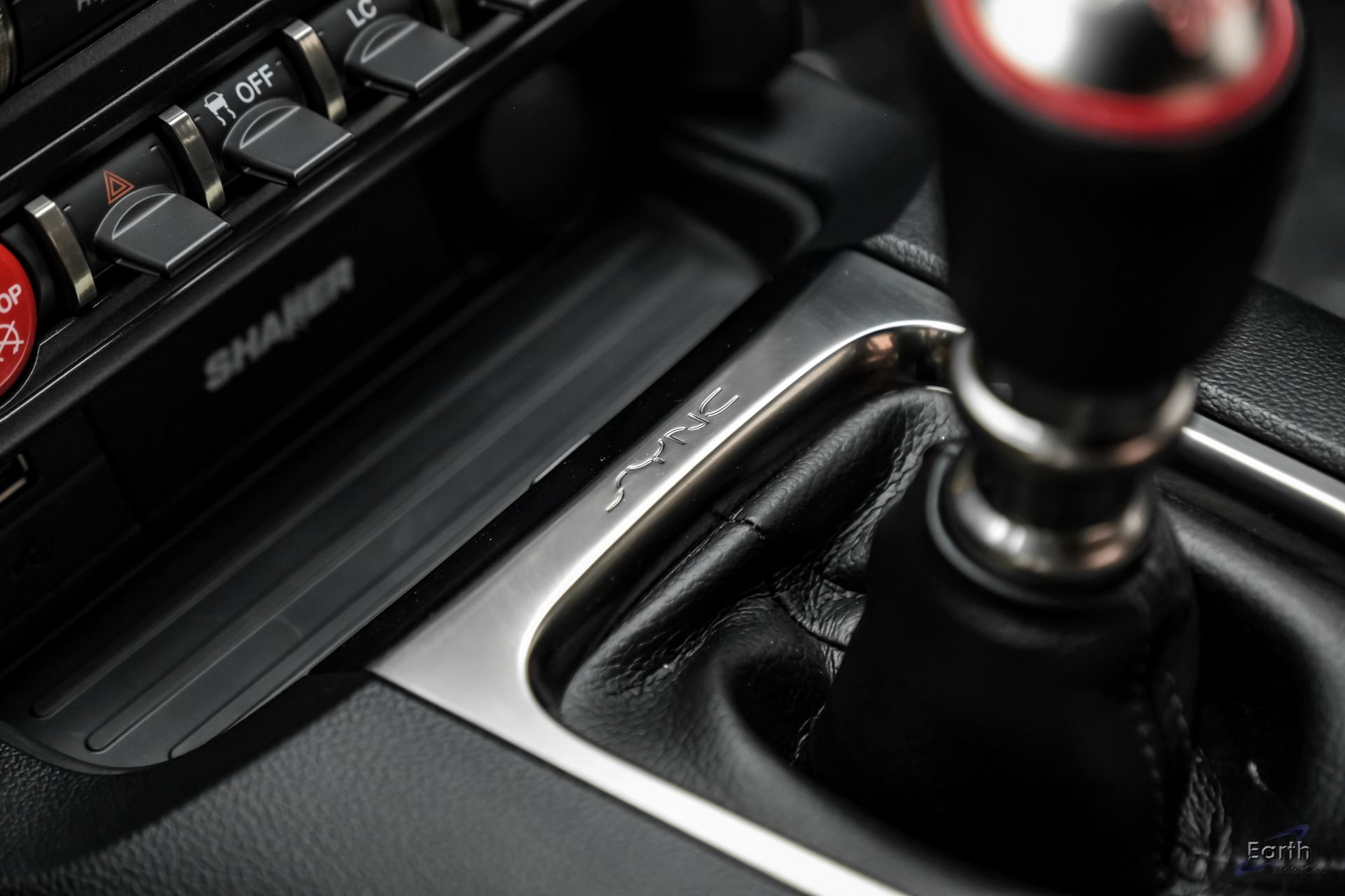 Used 2017 Ford Mustang Shelby GT350R w/ GT350R Equipment Group 920A RWD image 60