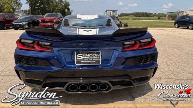 New 2027 Chevrolet Corvette Grand Sport w/ Stealth Interior Trim Package RWD image 6