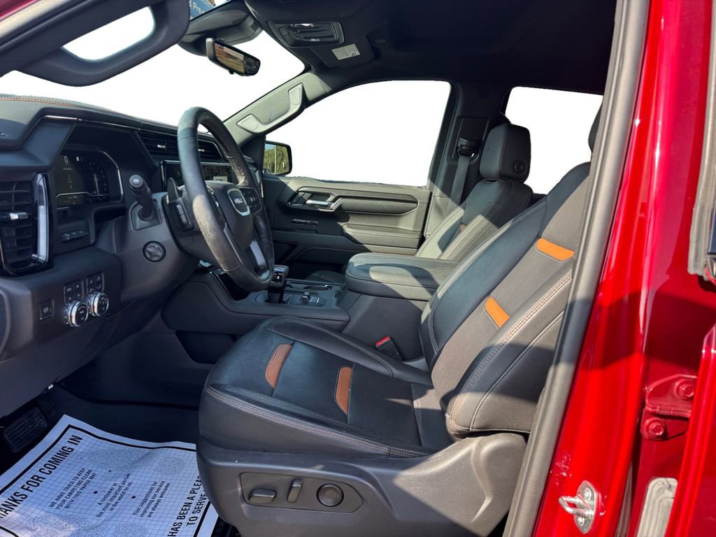 Used 2023 GMC Sierra 1500 AT4 w/ Technology Package image 11