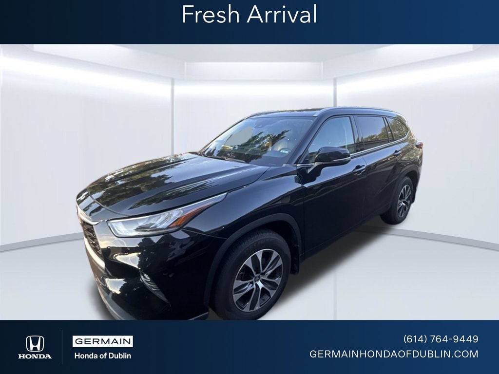 Used 2022 Toyota Highlander XLE