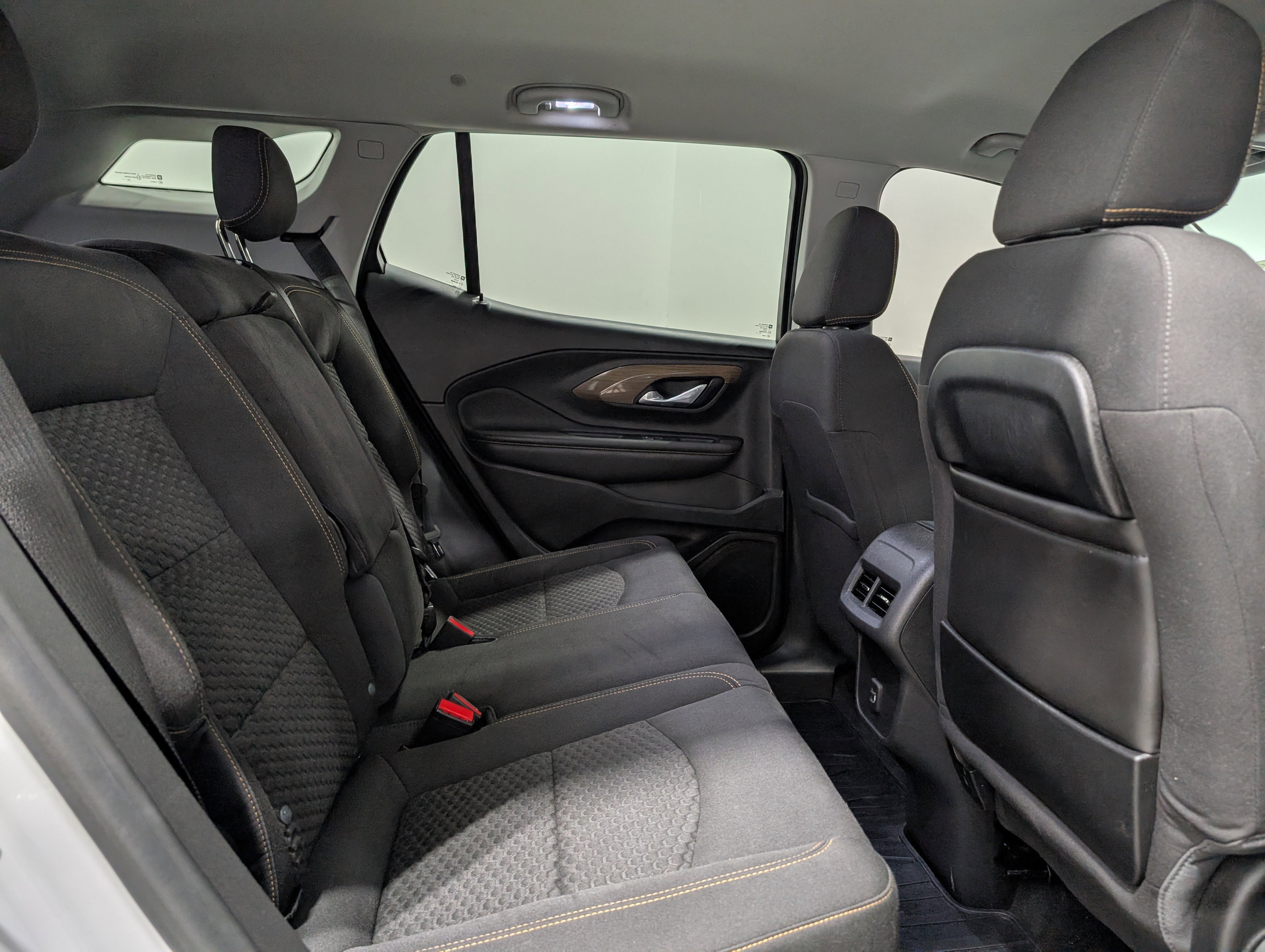 Used 2020 GMC Terrain SLE w/ Driver Convenience Package image 19