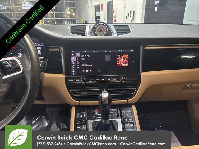 Used 2021 Porsche Macan AWD/4WD image 18