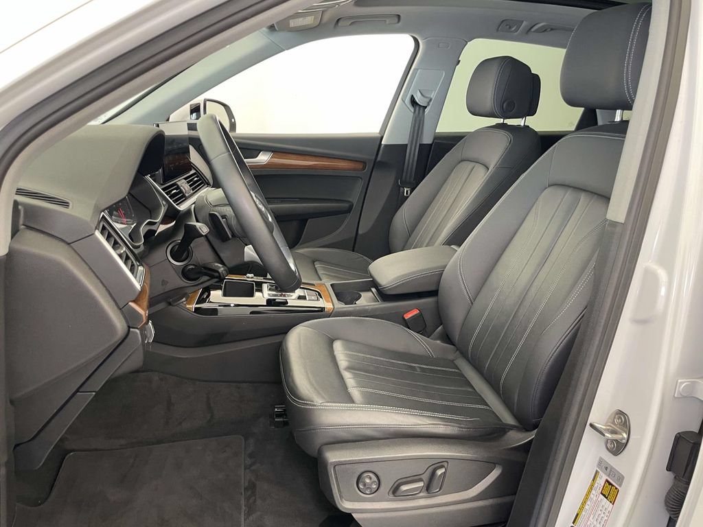 Used 2023 Buick Envision Avenir AWD/4WD image 51