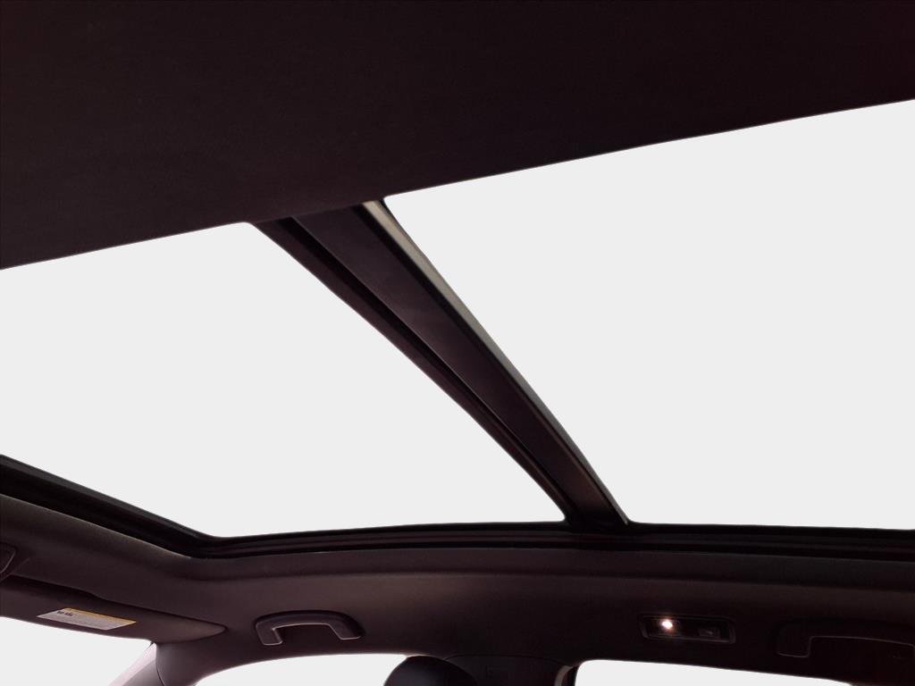 New 2026 Volkswagen Atlas Cross Sport SE image 8