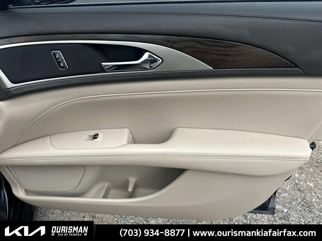 Used 2017 Lincoln MKZ Select w/ Select Plus Package image 28