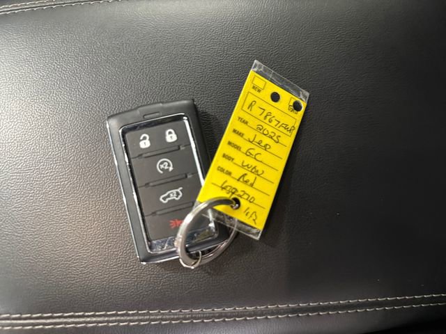Used 2025 Jeep Grand Cherokee L Limited image 28