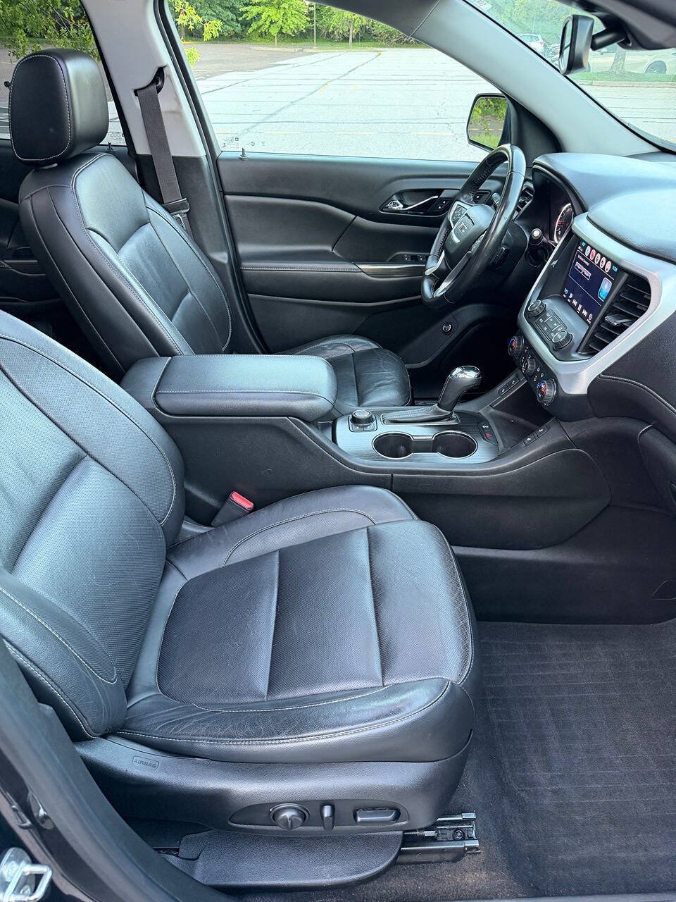 Used 2017 GMC Acadia SLT w/ LPO, Floor Liner Package AWD/4WD image 49