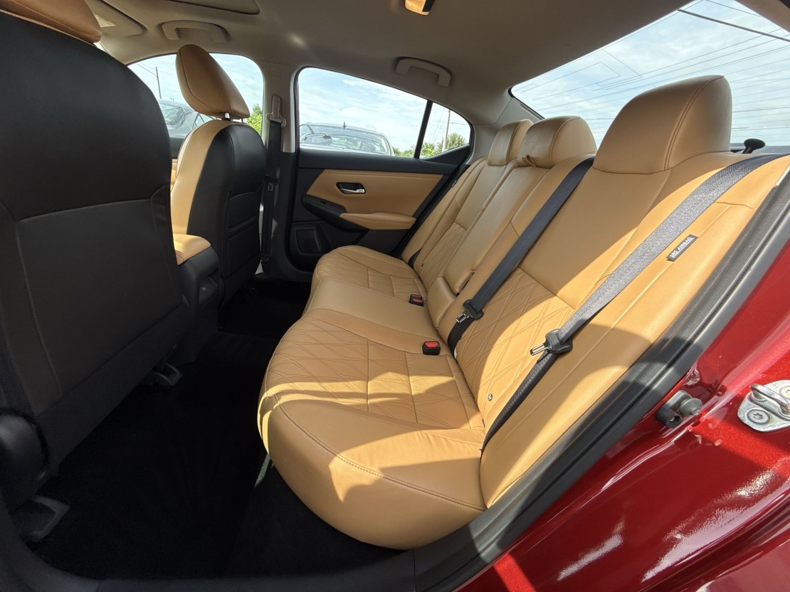 Used 2021 Nissan Sentra SV w/ SV Premium Package FWD image 25