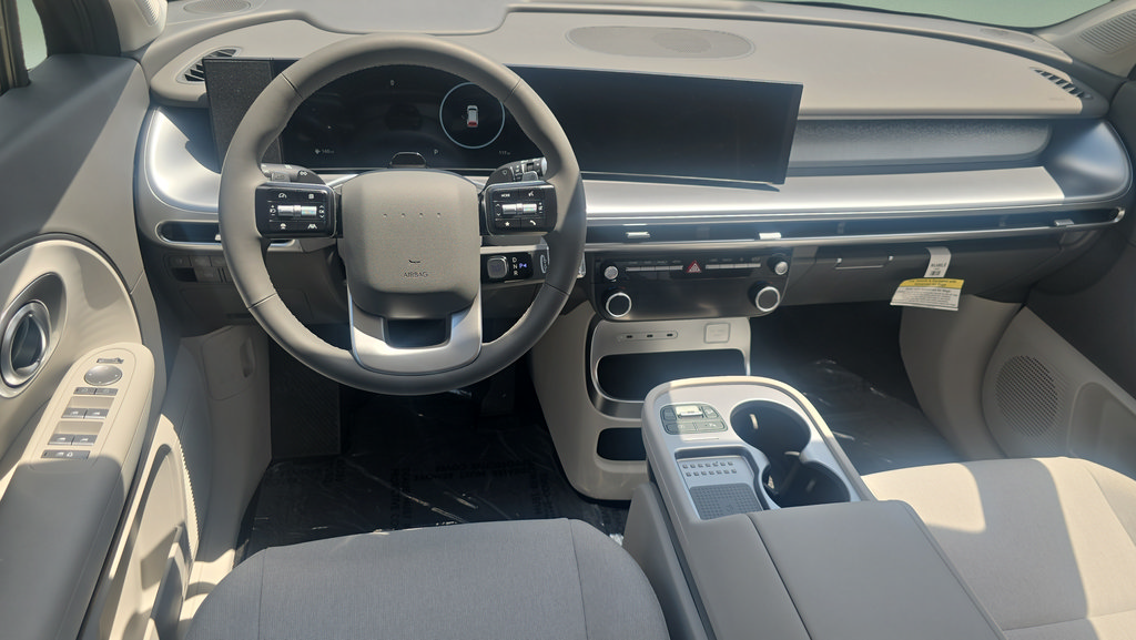 New 2026 Hyundai Ioniq 9 SE AWD/4WD image 18