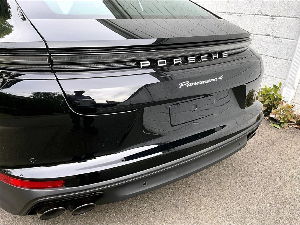 Certified 2025 Porsche Panamera 4 AWD/4WD image 13