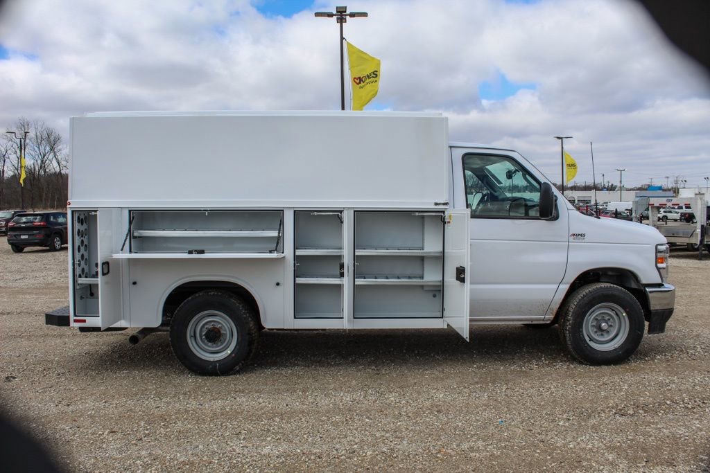New 2025 Ford E-350 and Econoline 350 Super Duty w/ Power Equipment Group image 4