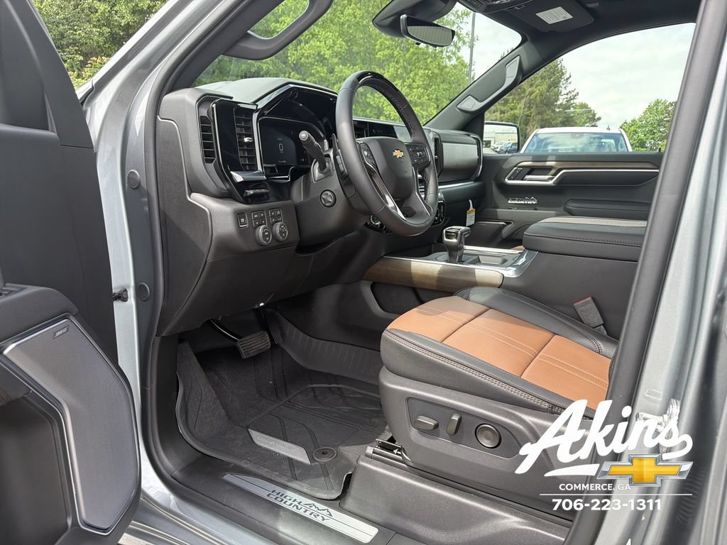 New 2026 Chevrolet Silverado 1500 High Country AWD/4WD image 11