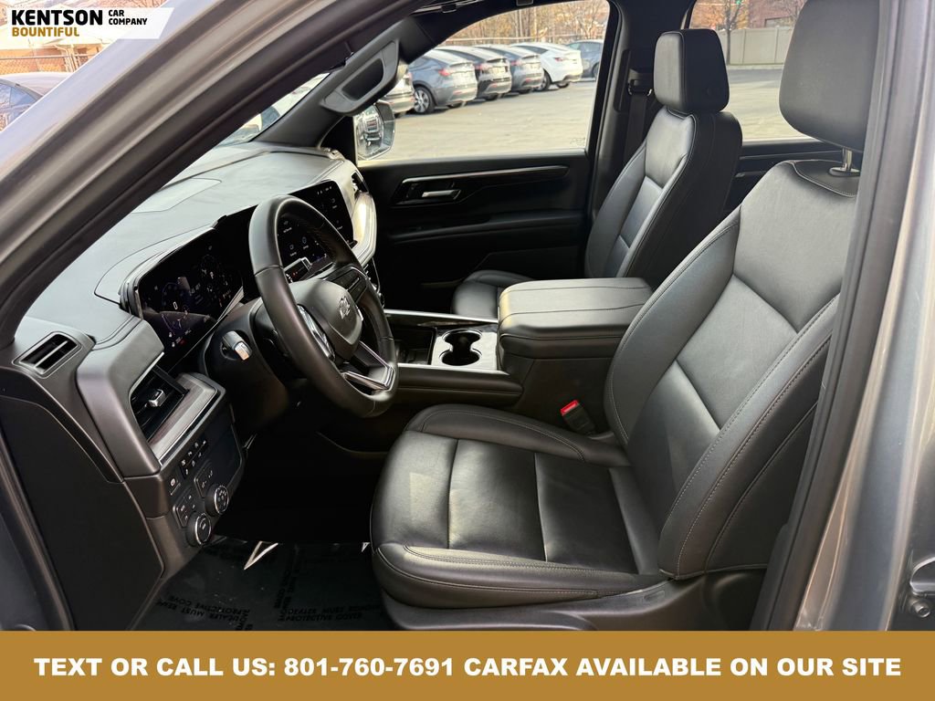 Used 2025 Chevrolet Suburban Z71 image 28
