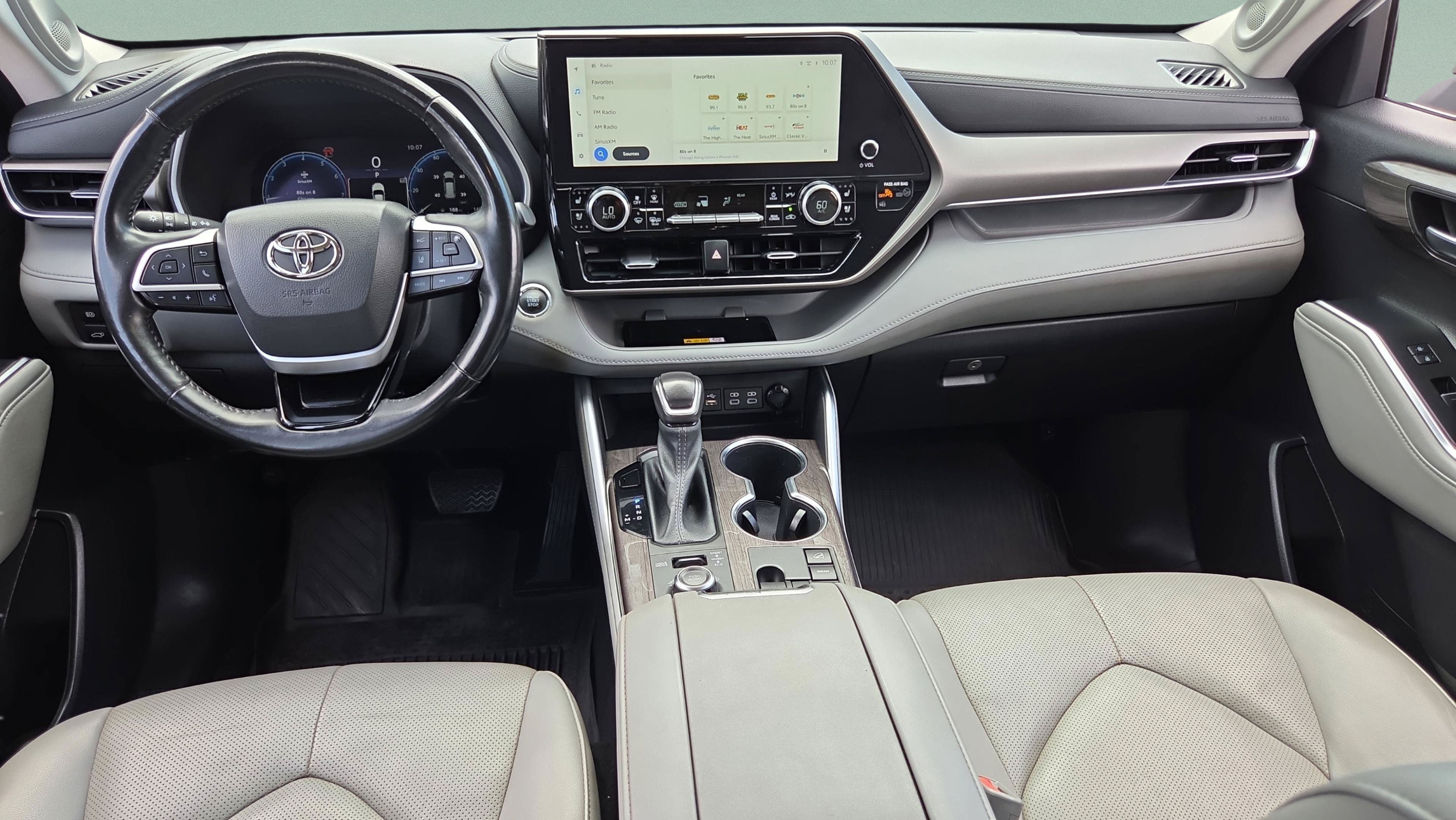 Used 2023 Toyota Highlander Limited AWD/4WD image 12