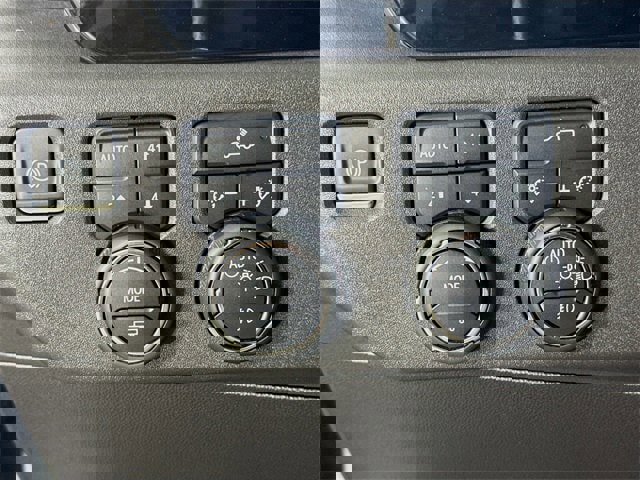 Used 2024 Chevrolet Silverado 1500 LT Trail Boss w/ Convenience Package II image 10