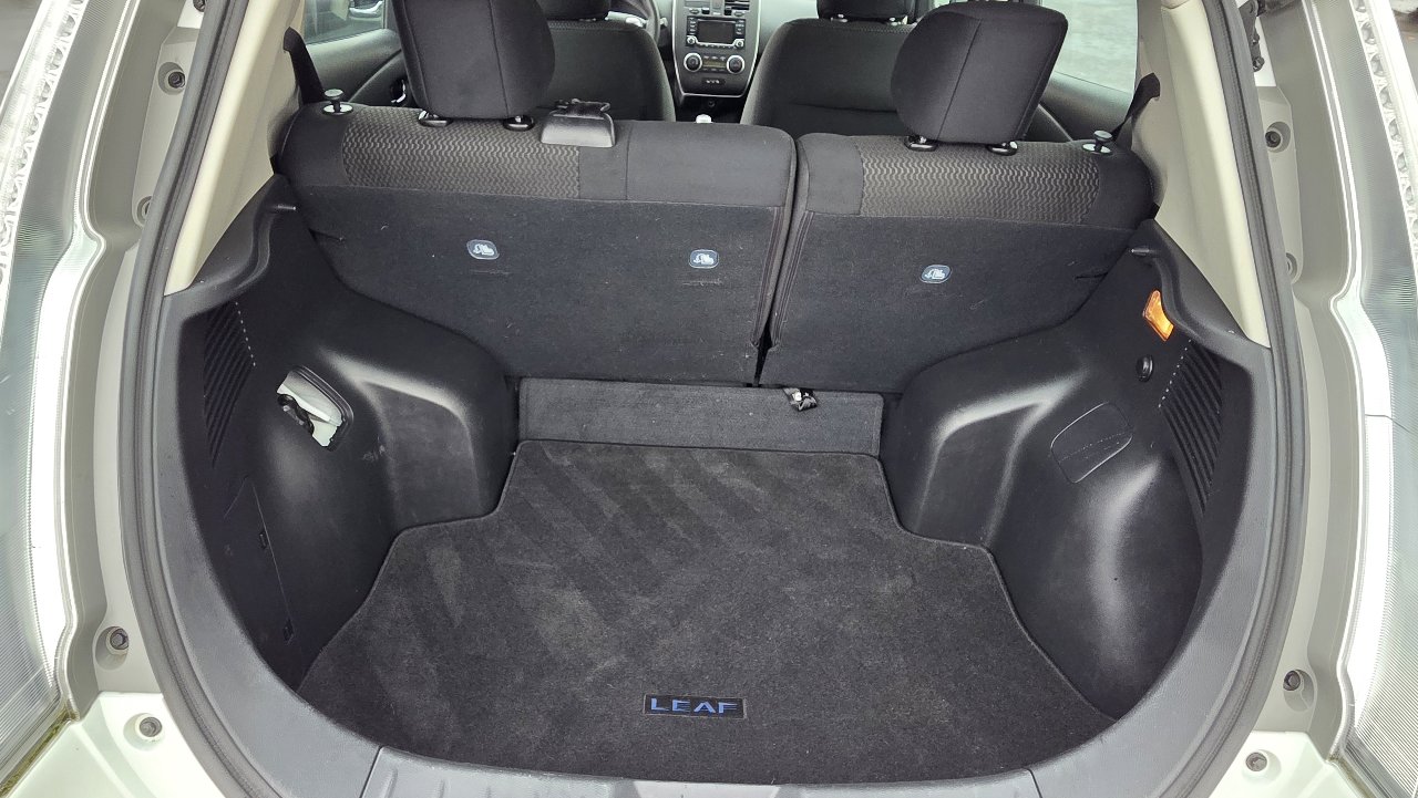 Used 2016 Nissan Leaf S w/ Charger Package image 20