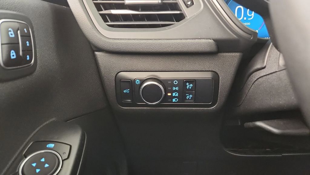 Used 2023 Ford Escape Active w/ Tech Pack #2 AWD/4WD image 23
