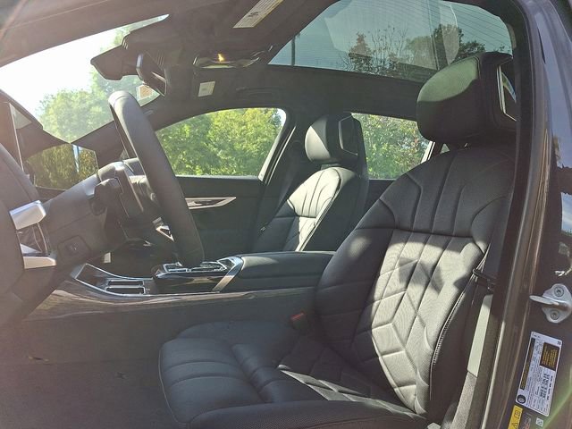 New 2026 BMW 750e xDrive AWD/4WD image 12