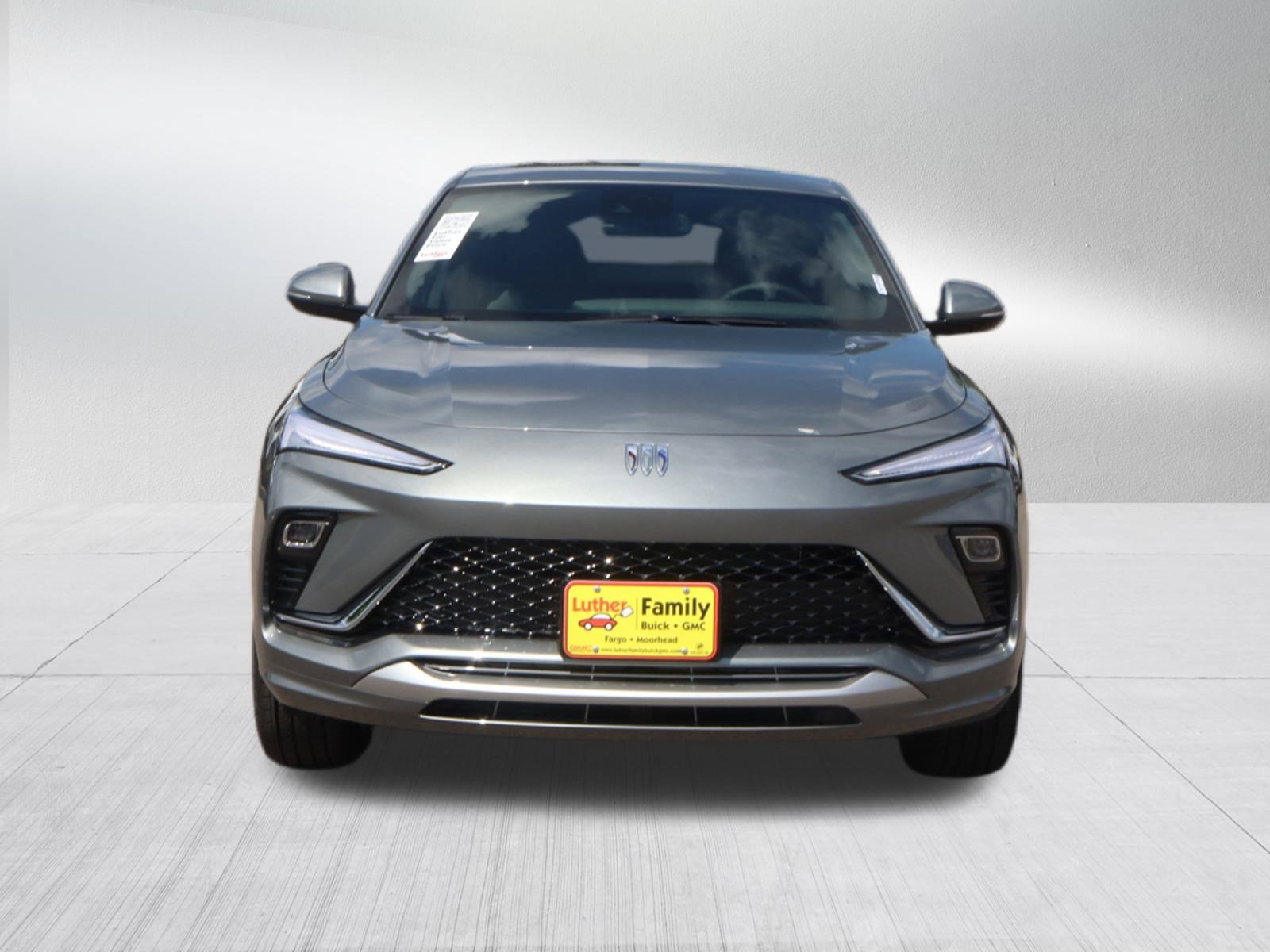 New 2025 Buick Envista Avenir image 2