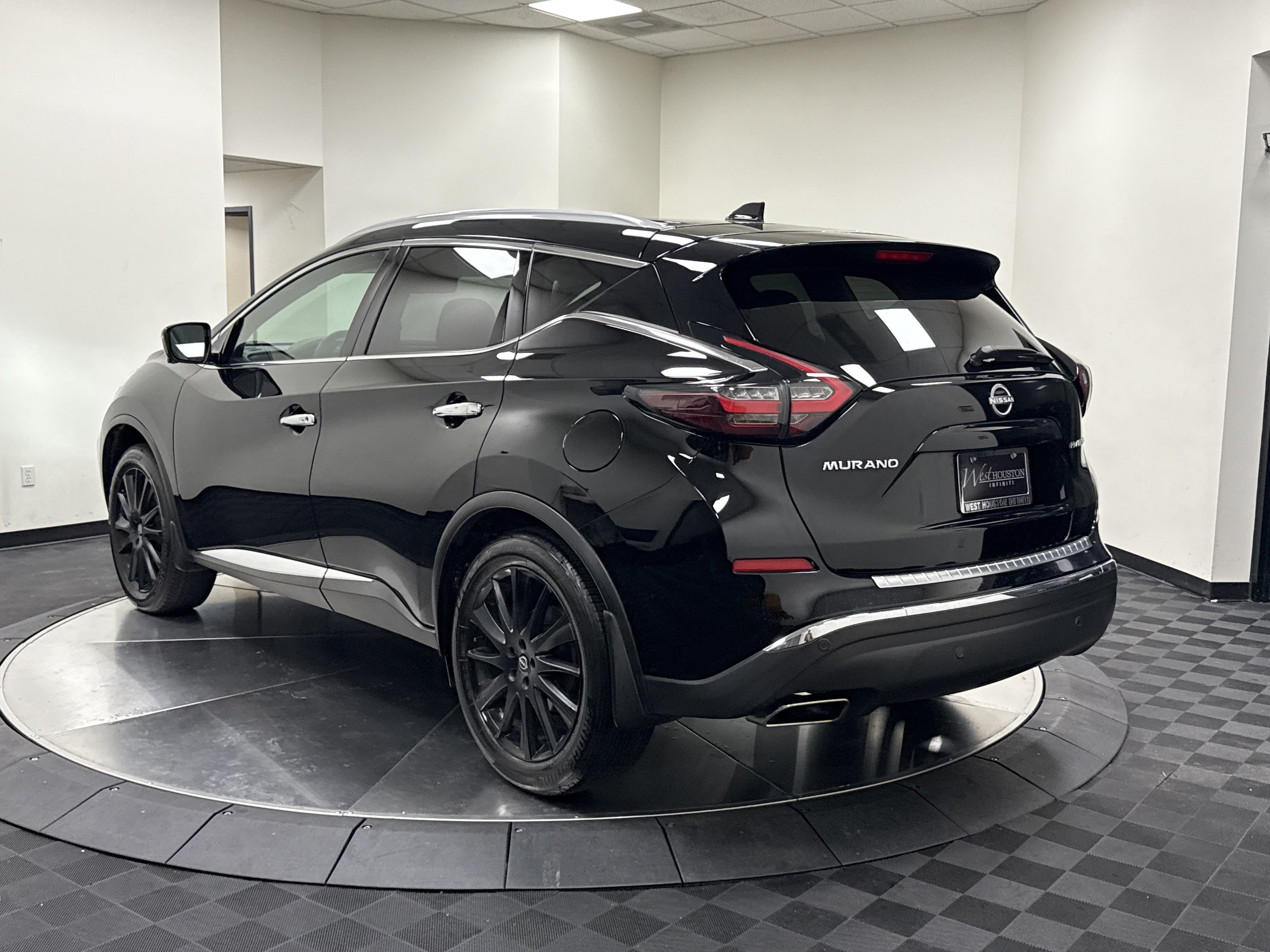 Used 2024 Nissan Murano Platinum w/ Cargo Package FWD image 5