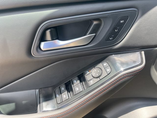 New 2026 Nissan Rogue SV AWD/4WD image 12