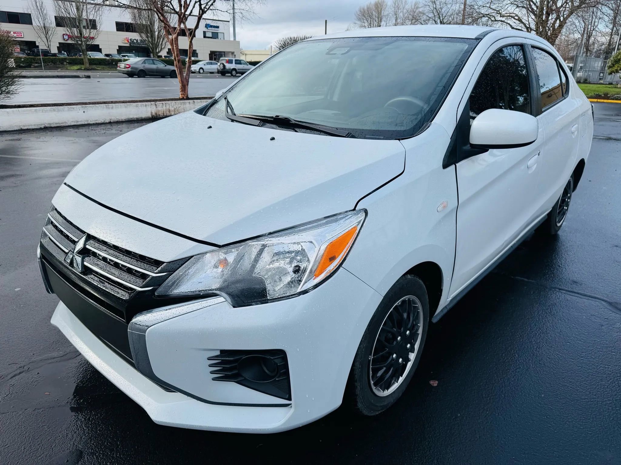 Used 2021 Mitsubishi Mirage G4 ES image 1