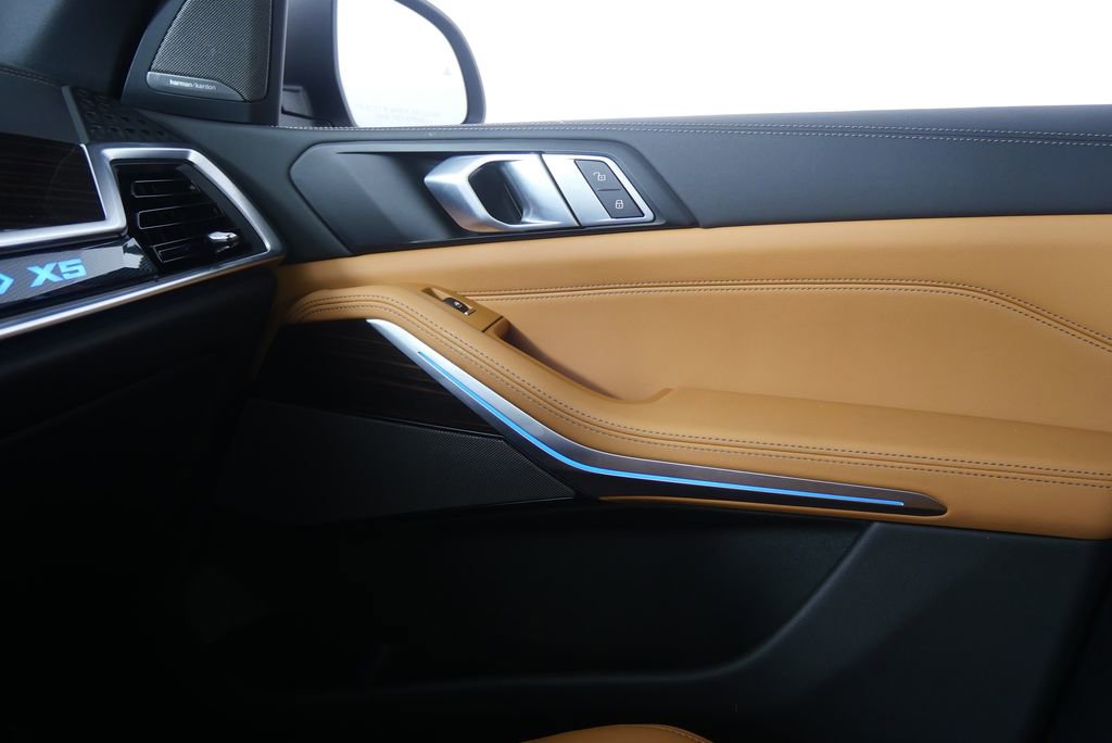 Certified 2026 BMW X5 sDrive40i RWD image 30