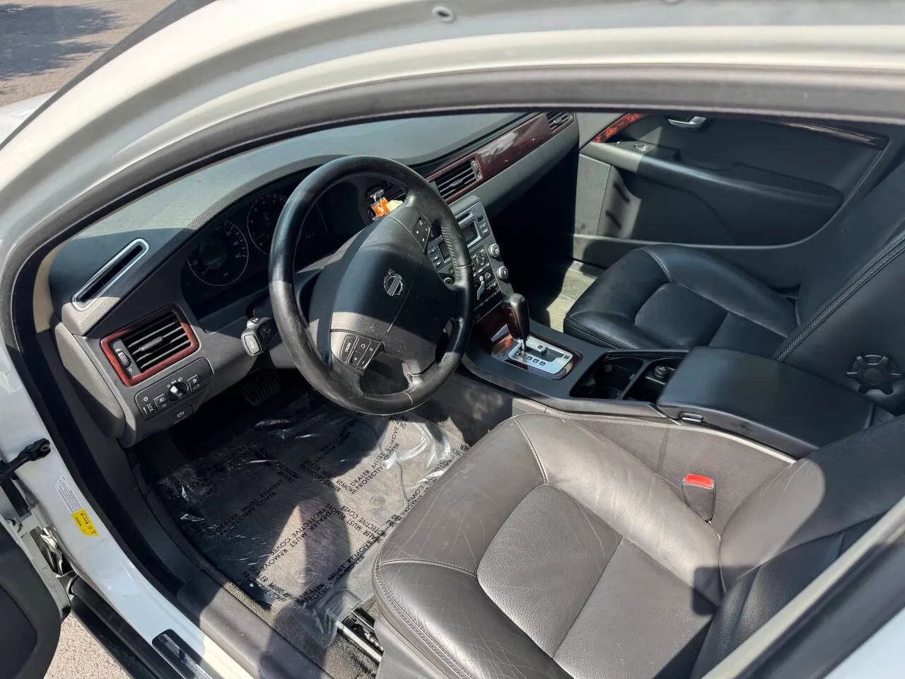 Used 2008 Volvo XC70 3.2 image 13
