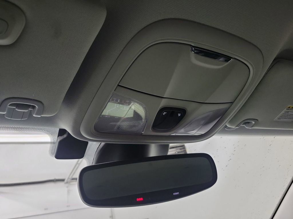 Used 2023 Jeep Cherokee Altitude Lux image 16