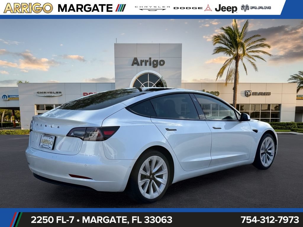 Used 2021 Tesla Model 3 Standard Range Plus RWD image 7