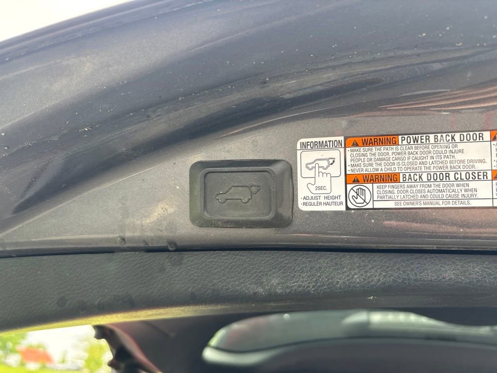 Used 2014 Toyota RAV4 Limited w/ Technology Package AWD/4WD image 11
