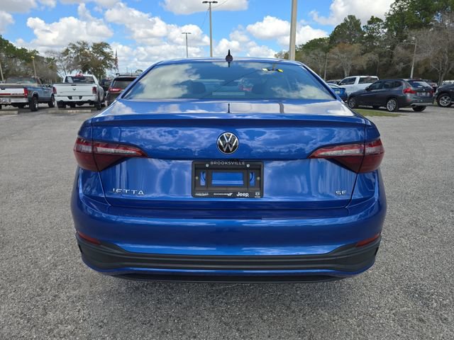 Used 2024 Volkswagen Jetta SE FWD image 5