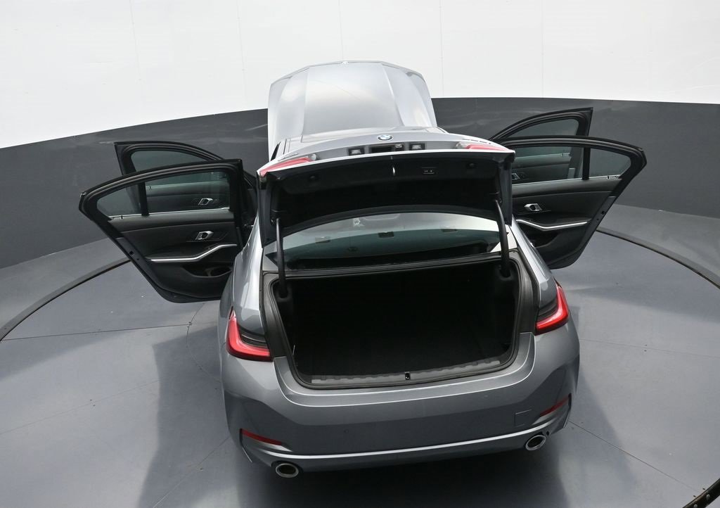 Used 2025 BMW 330i xDrive Sedan image 41