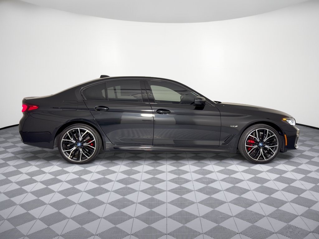 Certified 2023 BMW 530e w/ M Sport Package RWD image 8