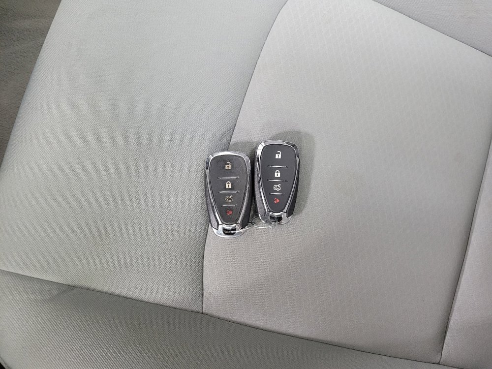 Used 2023 Chevrolet Malibu LS FWD image 32