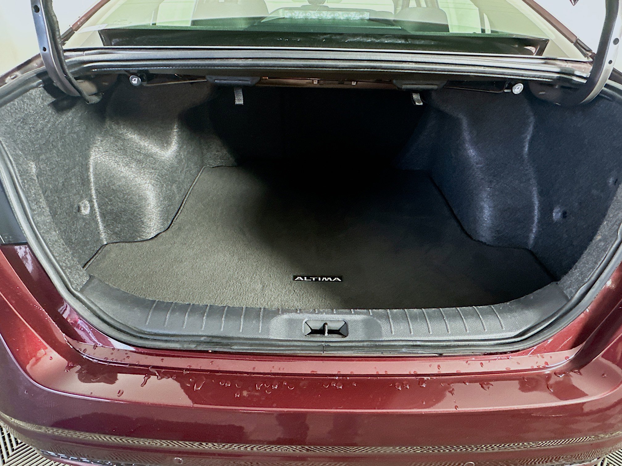 Used 2024 Nissan Altima 2.5 SV image 26