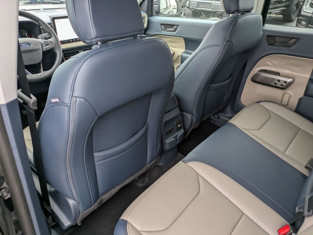 New 2025 Ford Maverick Lariat AWD/4WD image 42