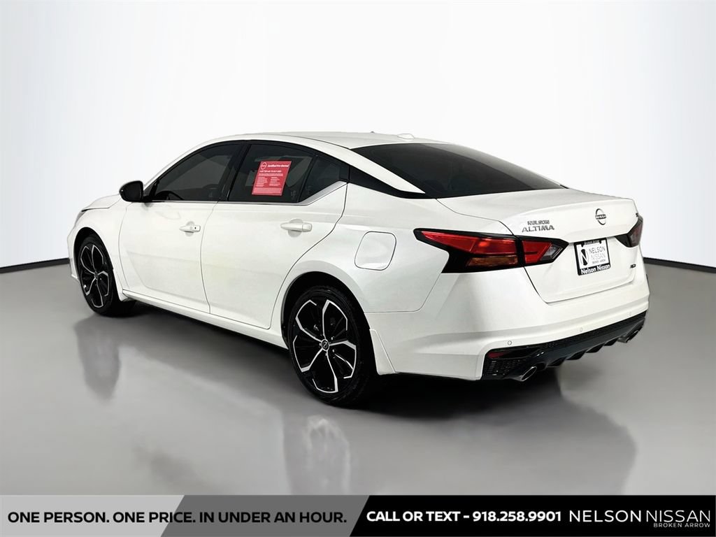 Certified 2024 Nissan Altima 2.5 SR w/ SR Premium Package AWD/4WD image 7