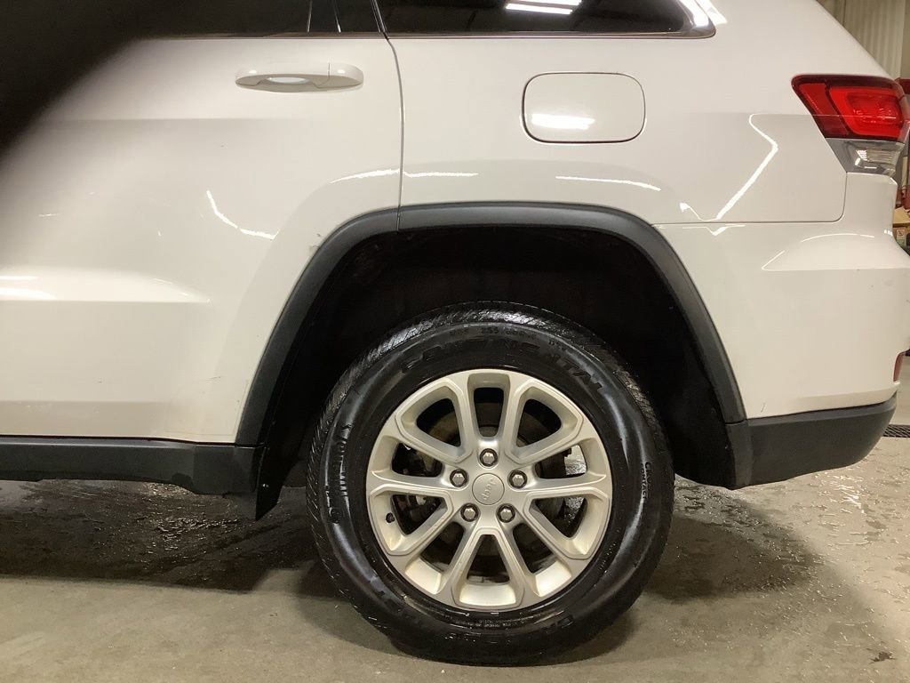 Certified 2022 Jeep Grand Cherokee Laredo E w/ Security & Convenience Group image 10