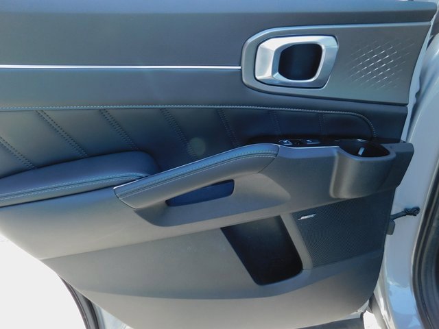 Used 2022 Kia Sorento SX image 26