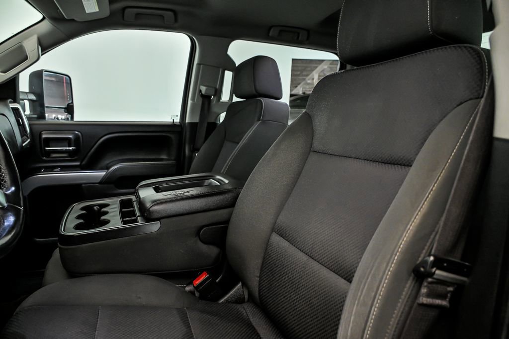 Used 2016 Chevrolet Silverado 2500 LT w/ LT Convenience Package image 11
