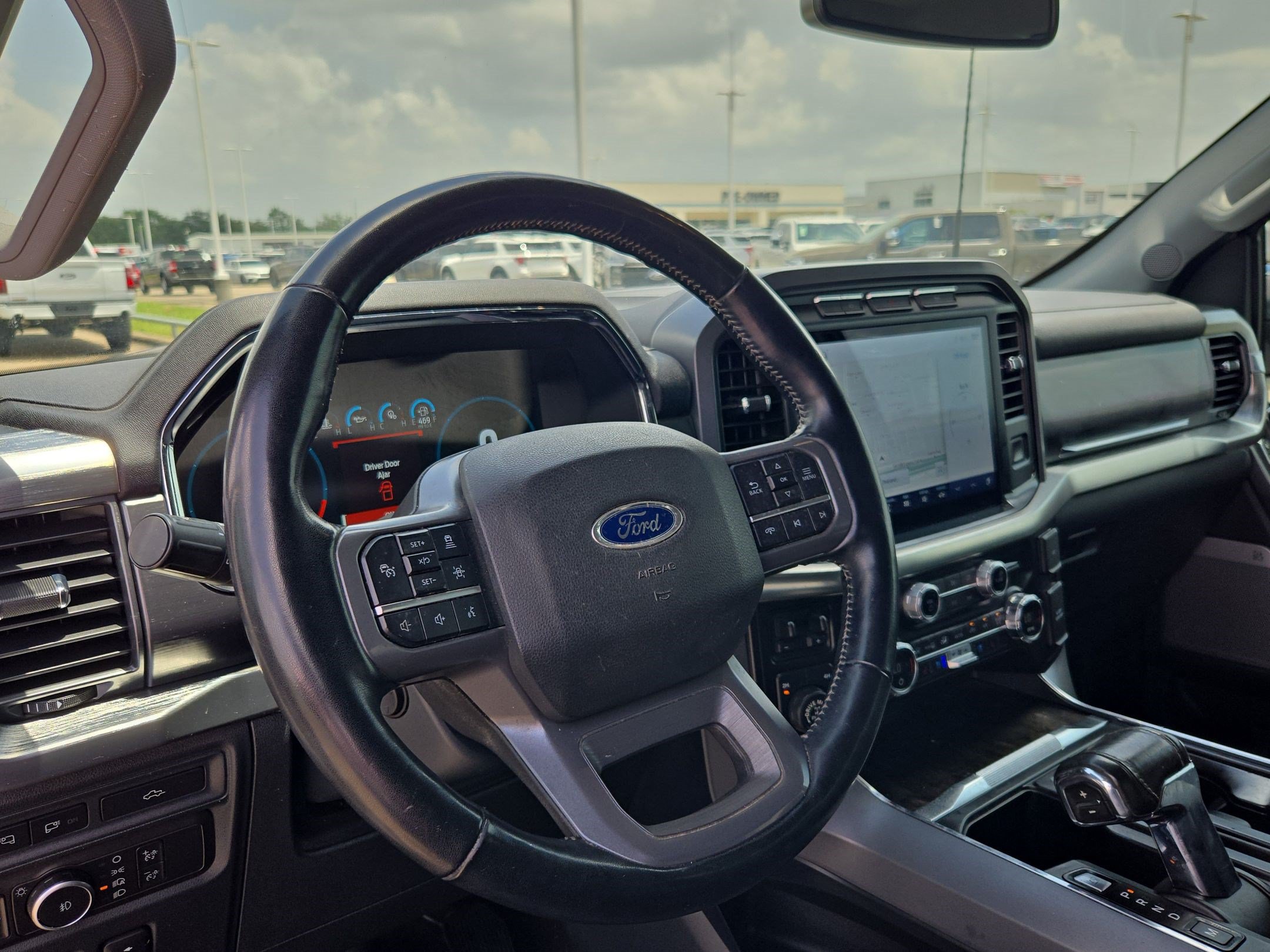 Used 2021 Ford F150 Lariat w/ Equipment Group 502A High AWD/4WD image 15