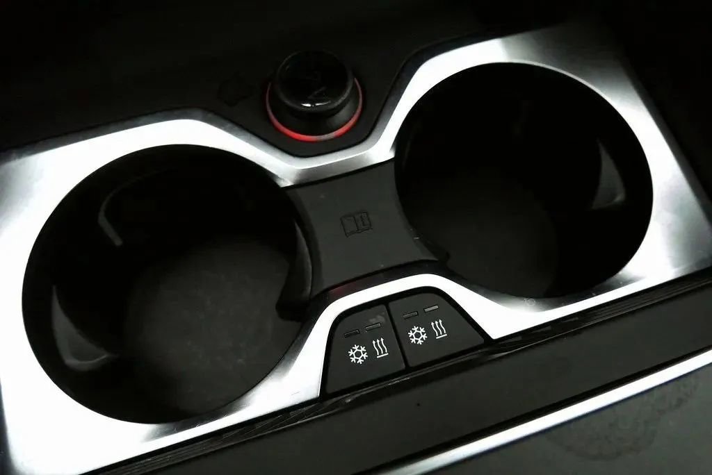 Used 2022 BMW X7 M50i image 34