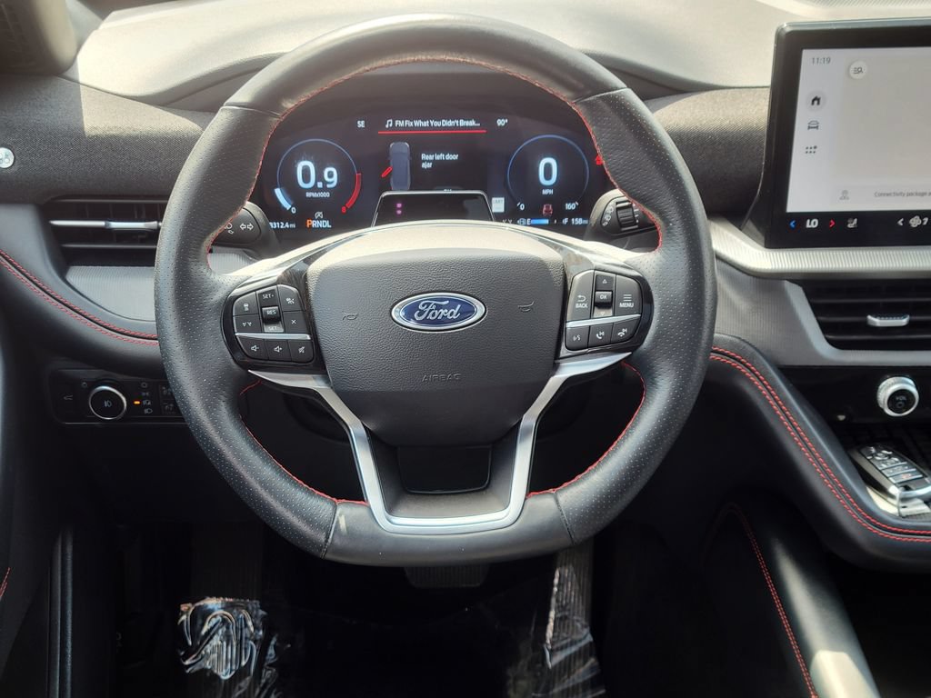 Certified 2025 Ford Explorer ST-Line w/ Premium Package AWD/4WD image 28