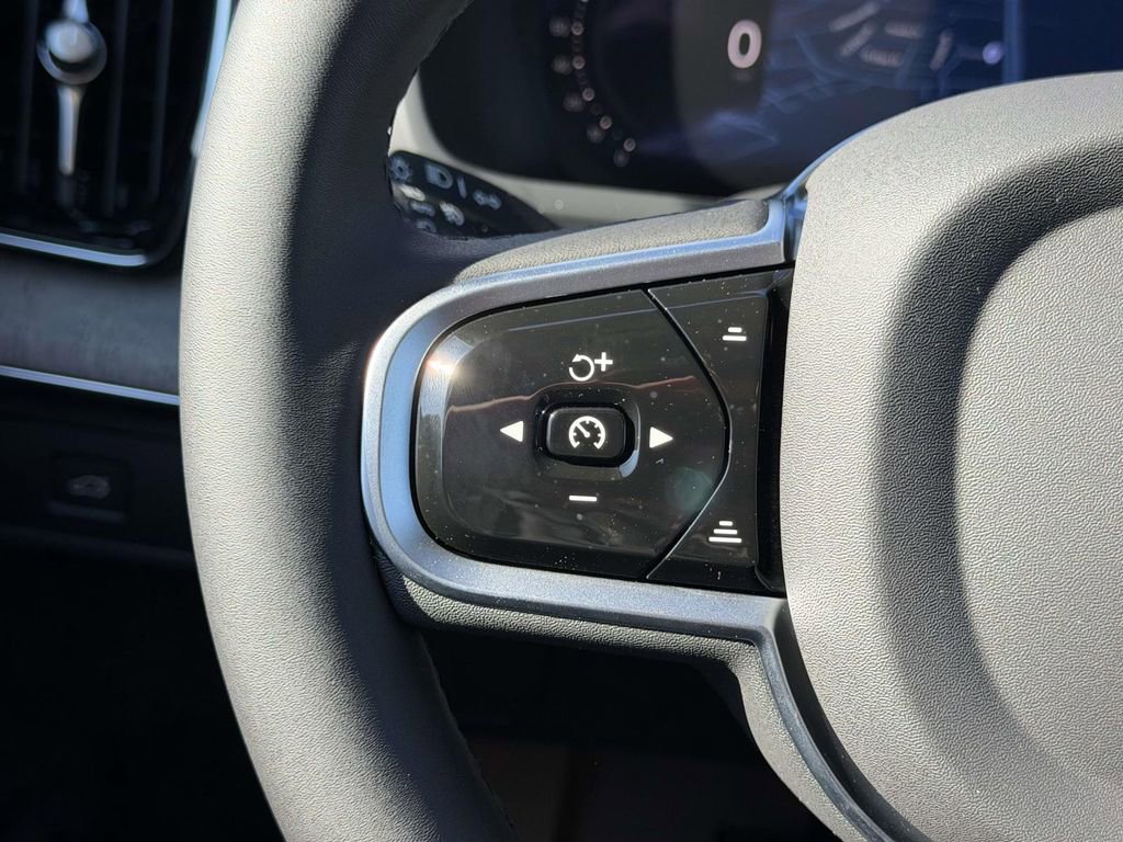 New 2026 Volvo XC90 B6 Ultra w/ Protection Package AWD/4WD image 8