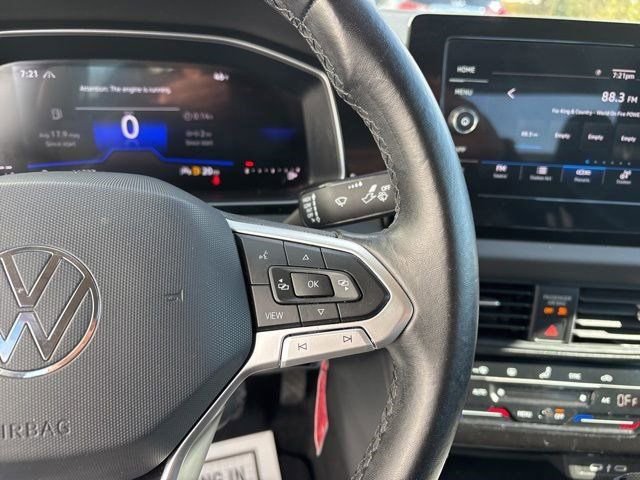 Used 2025 Volkswagen Jetta S image 17