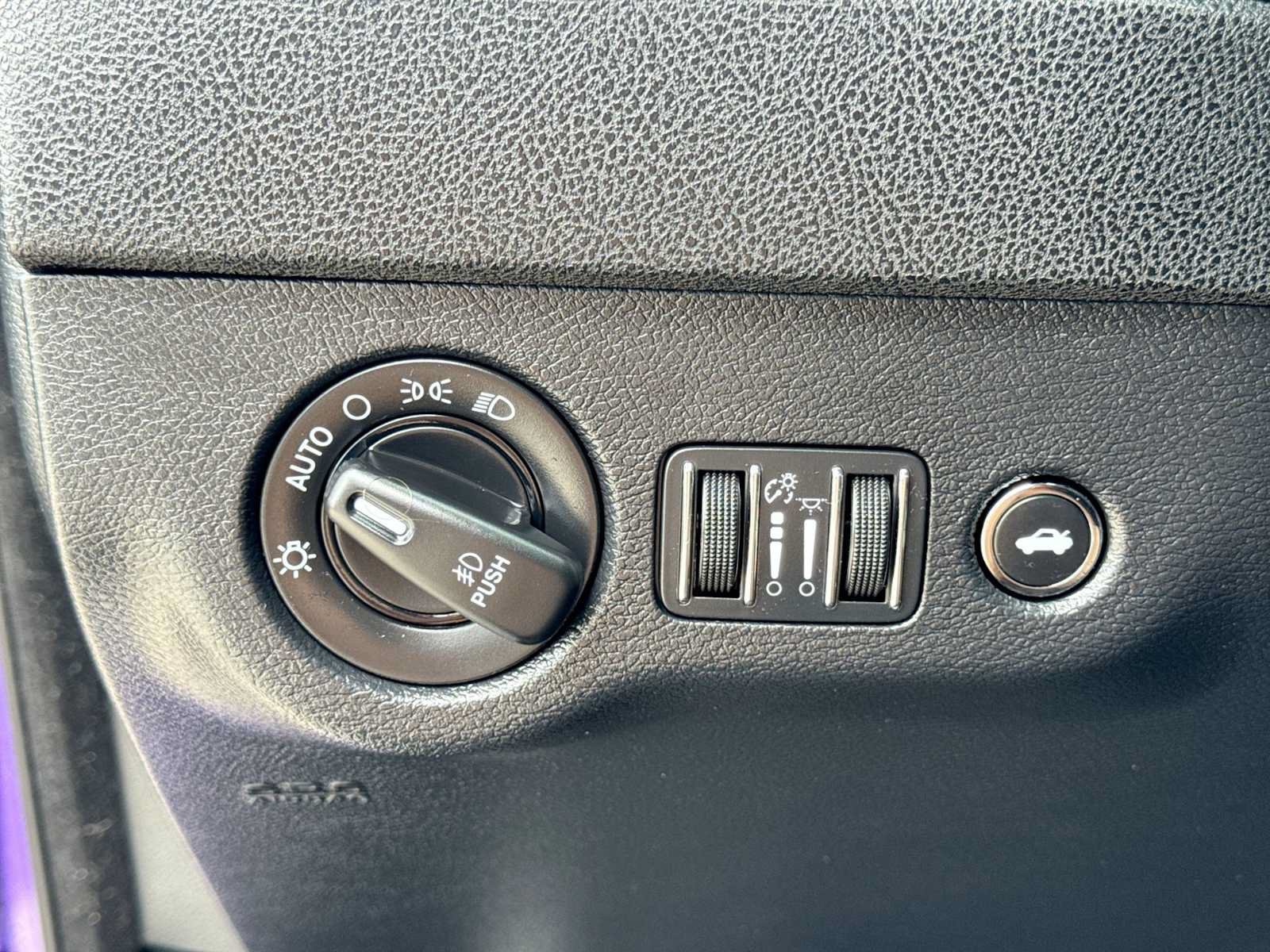 Used 2014 Dodge Charger R/T RWD image 27