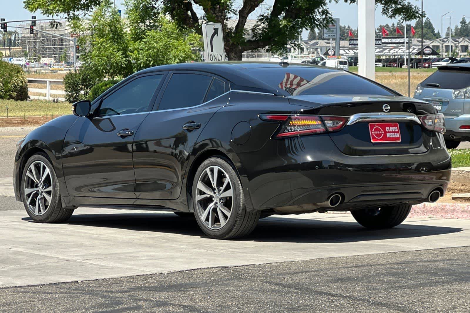 Used 2017 Nissan Maxima 3.5 SL FWD image 7