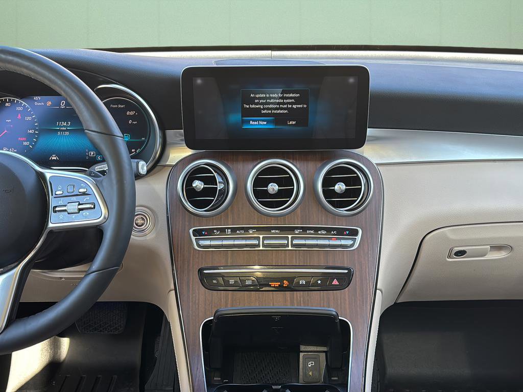 Used 2020 Mercedes-Benz GLC 300 4MATIC image 23